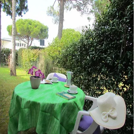 With Private Garden And Place * 비비오네